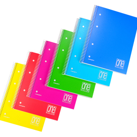 MAXIQUADERNO A4 SPIRALATO 4mm c/fori 70gr 140fg ONE COLOR BLASETTI