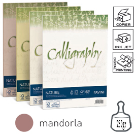 Carta Calligraphy Nature CRUSH A4 50fg 250gr mandorla FAVINI